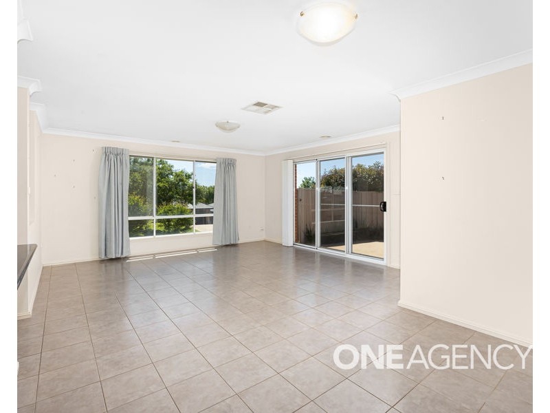 60 YARRAWAH CRESCENT, Bourkelands NSW 2650