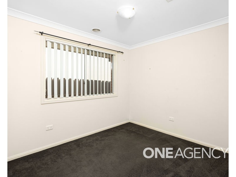 60 YARRAWAH CRESCENT, Bourkelands NSW 2650