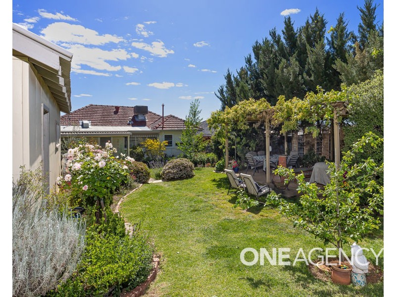 25 CROAKER STREET, Turvey Park NSW 2650