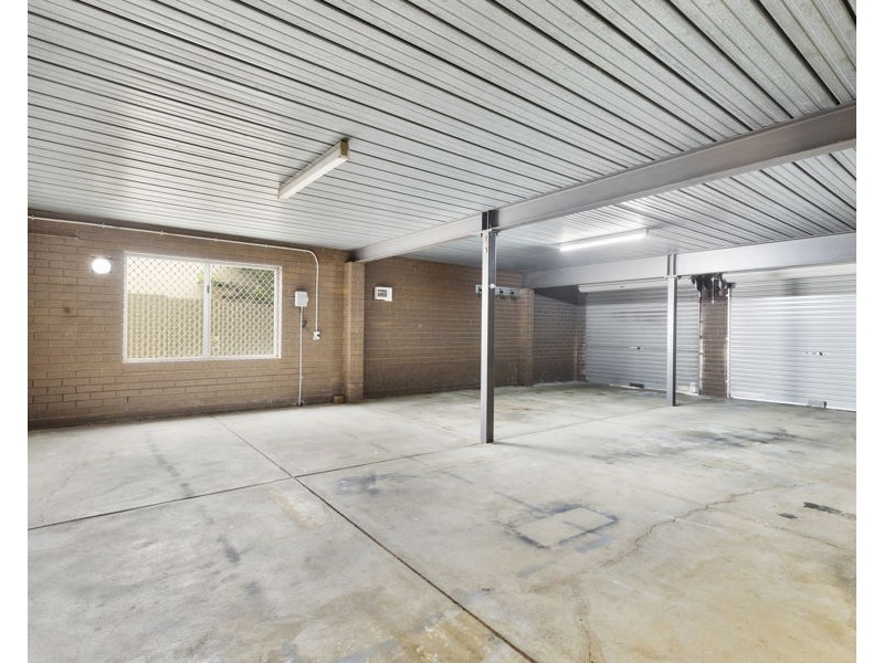 27 MISSOURI AVENUE, Tolland NSW 2650