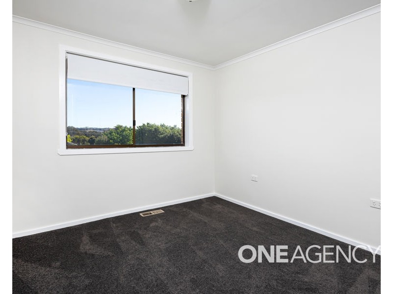 12 ROOSEVELT AVENUE, Tolland NSW 2650