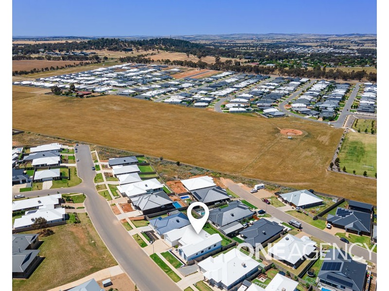 22 JUMBUCK DRIVE, Gobbagombalin NSW 2650