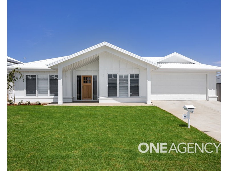 18 BONDI CRESCENT, Gobbagombalin NSW 2650