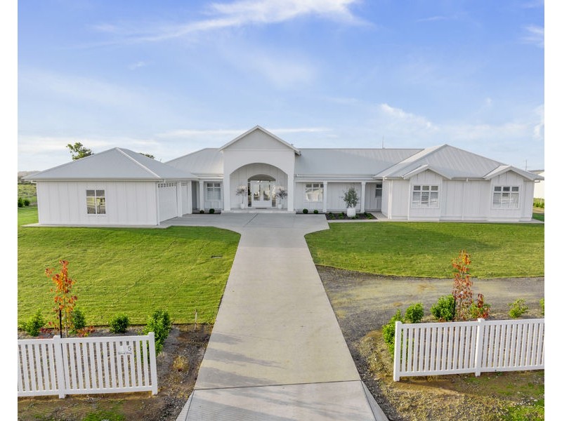 5 SIRIUS WAY, Gumly Gumly NSW 2652