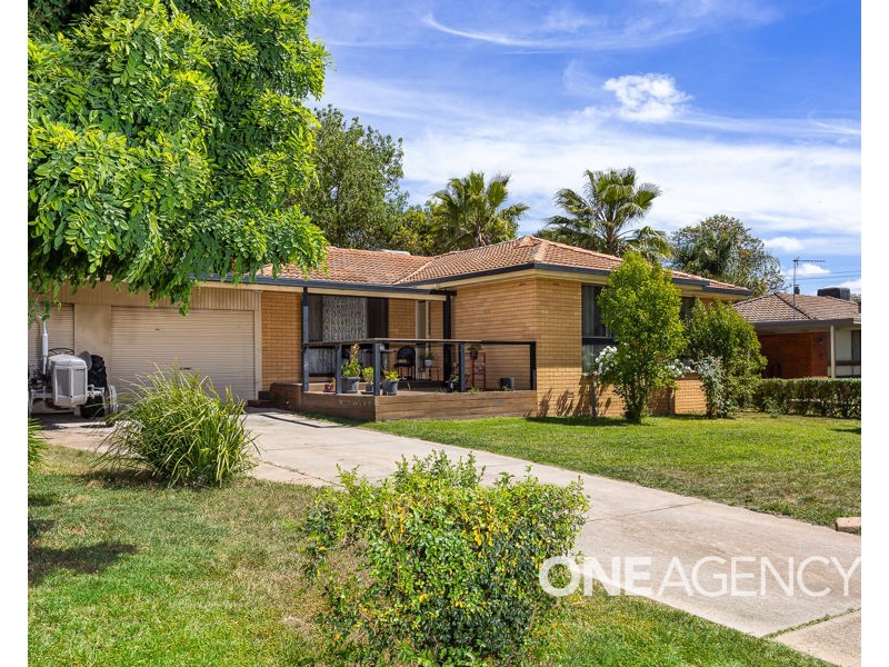 7 DUNN AVENUE, Forest Hill NSW 2651