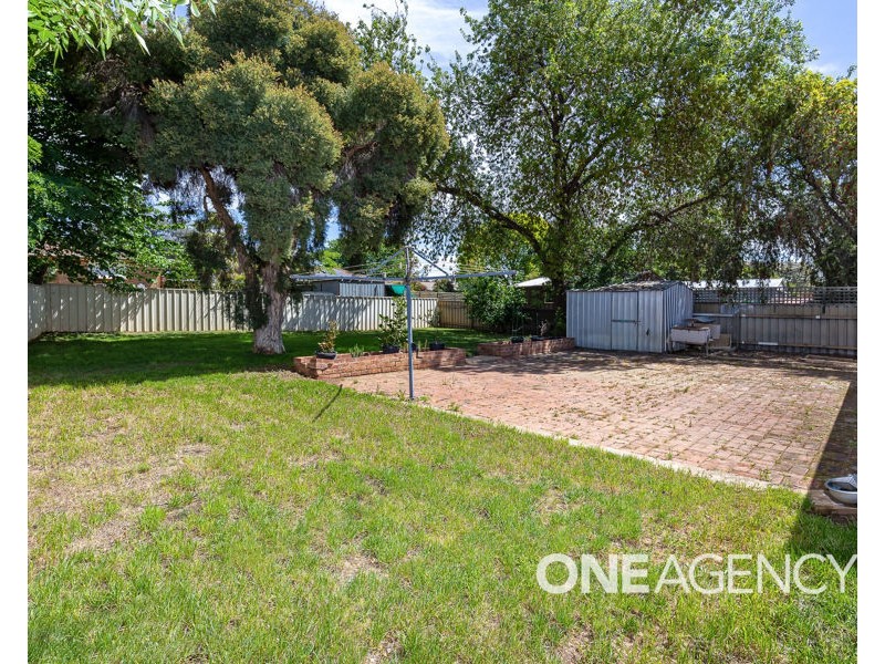 7 DUNN AVENUE, Forest Hill NSW 2651
