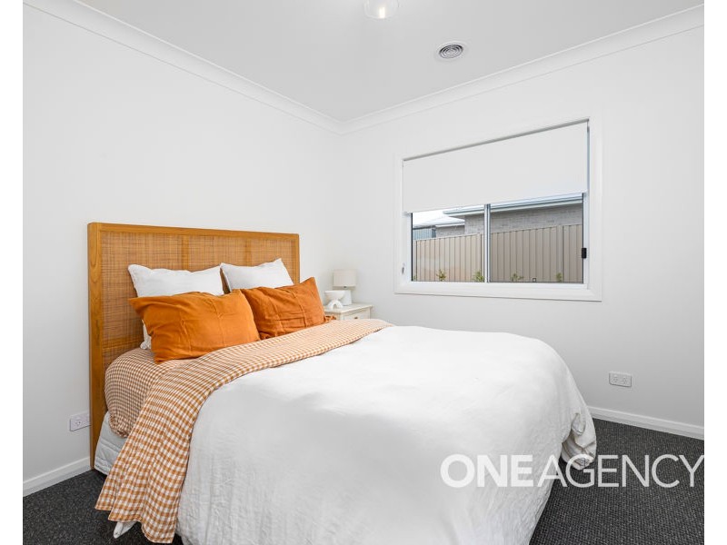 12 VALENCIA DRIVE, Gobbagombalin NSW 2650