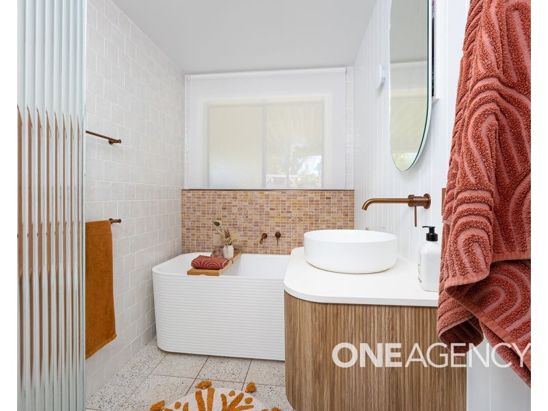 10 GUNYAH PLACE, Glenfield Park NSW 2650