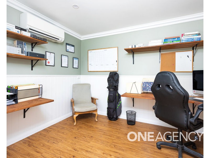10 GUNYAH PLACE, Glenfield Park NSW 2650