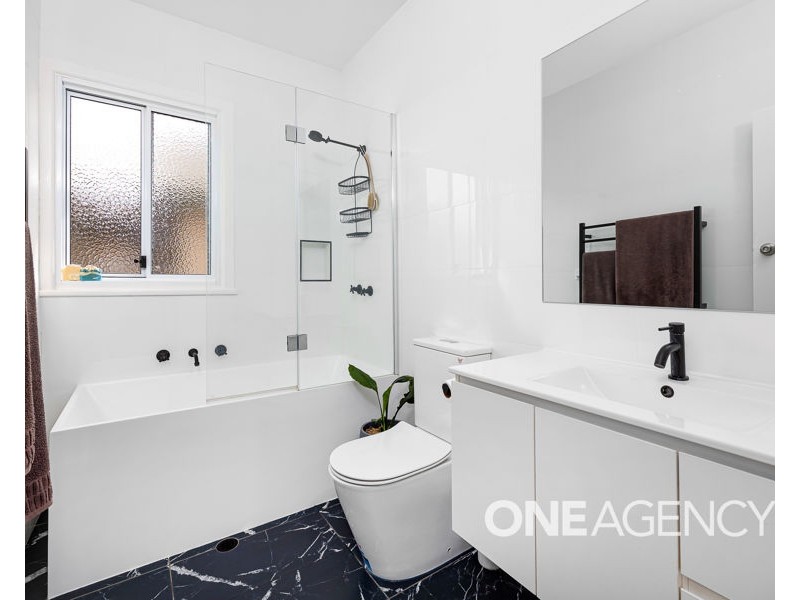 2/142 GROVE STREET, Kooringal NSW 2650