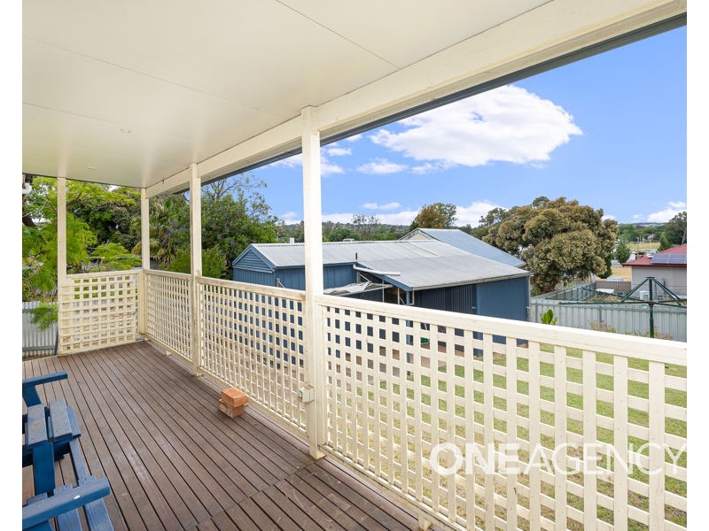 14 CONDON AVENUE, Mount Austin NSW 2650