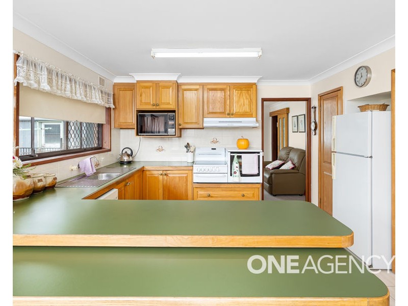 27 CRAWFORD STREET, Ashmont NSW 2650