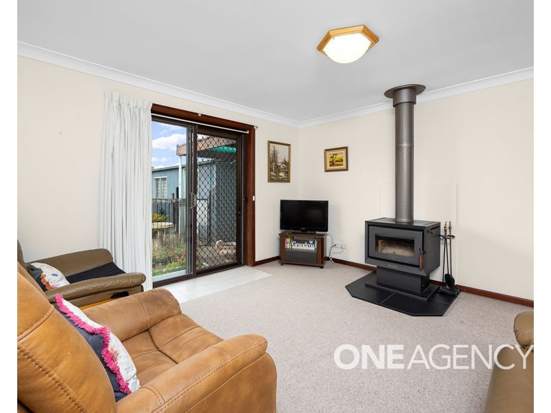 27 CRAWFORD STREET, Ashmont NSW 2650