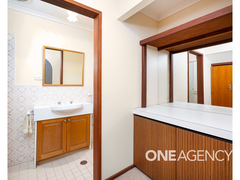 27 CRAWFORD STREET, Ashmont NSW 2650