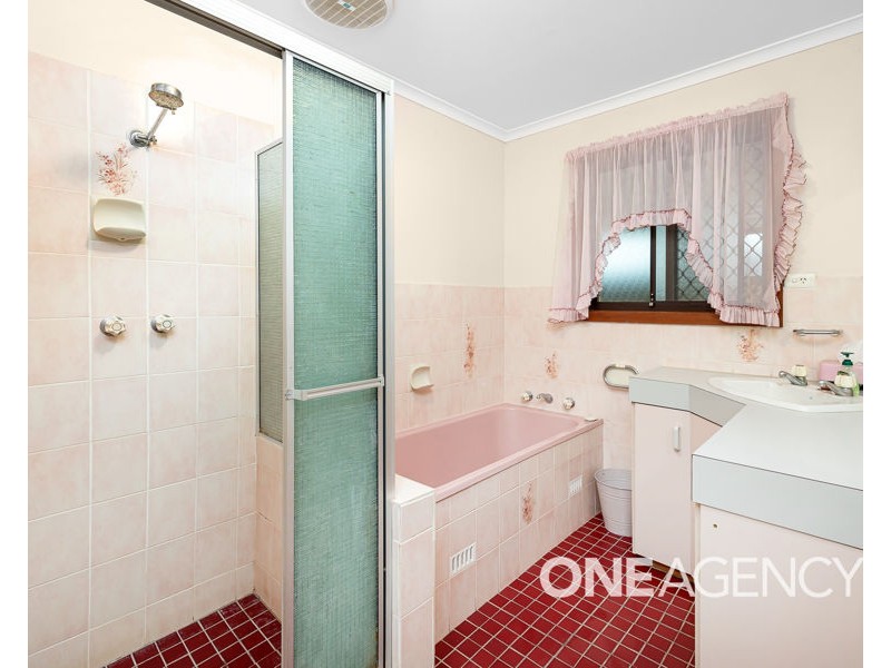 27 CRAWFORD STREET, Ashmont NSW 2650