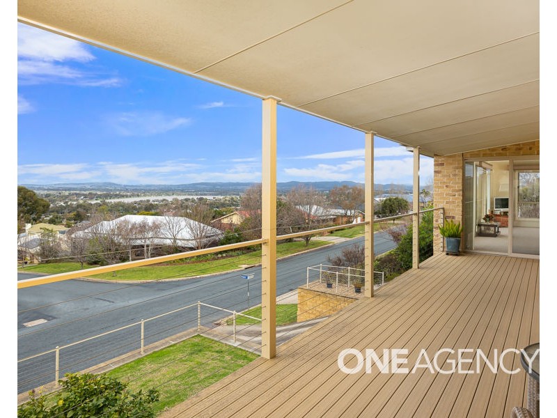 39 HENWOOD AVENUE, Kooringal NSW 2650