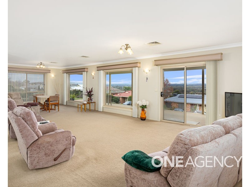 39 HENWOOD AVENUE, Kooringal NSW 2650