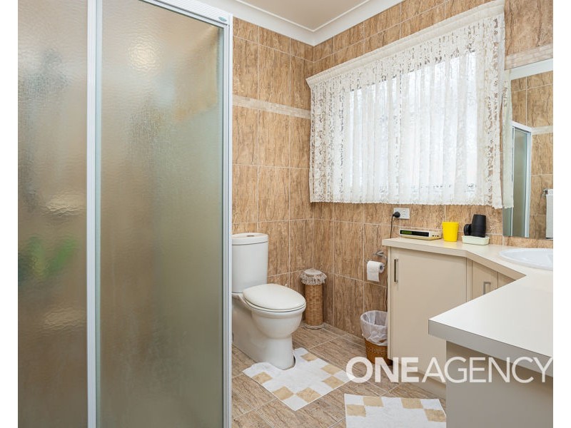 39 HENWOOD AVENUE, Kooringal NSW 2650