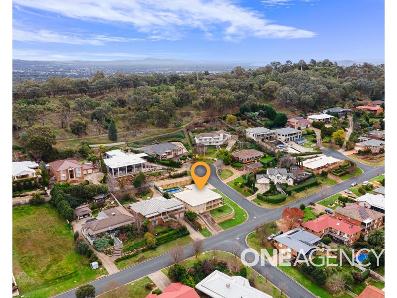 39 HENWOOD AVENUE, Kooringal NSW 2650