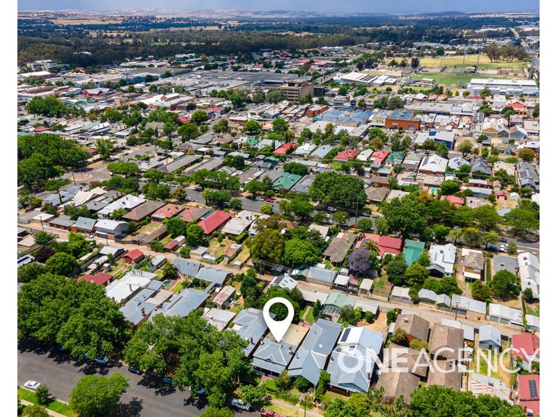 17 FOX STREET, Wagga Wagga NSW 2650