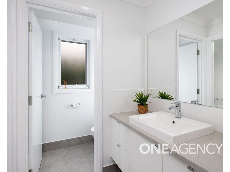 53 BARMEDMAN AVENUE, Gobbagombalin NSW 2650
