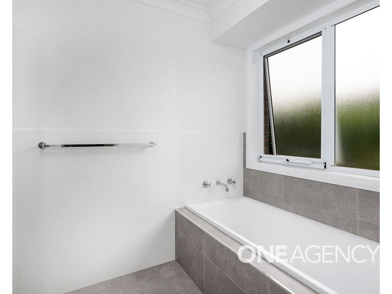 53 BARMEDMAN AVENUE, Gobbagombalin NSW 2650