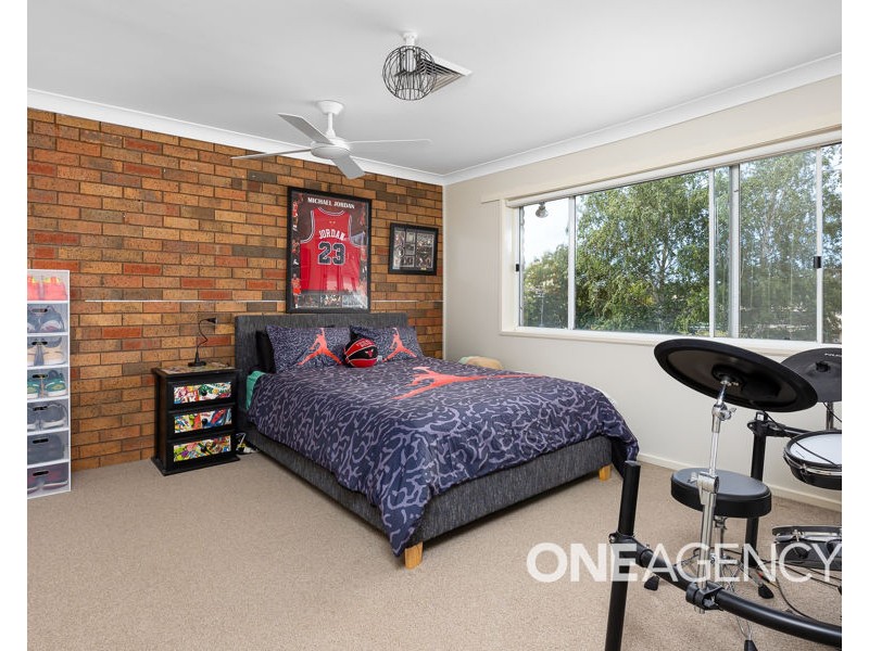 12 TAUPO DRIVE, Lake Albert NSW 2650