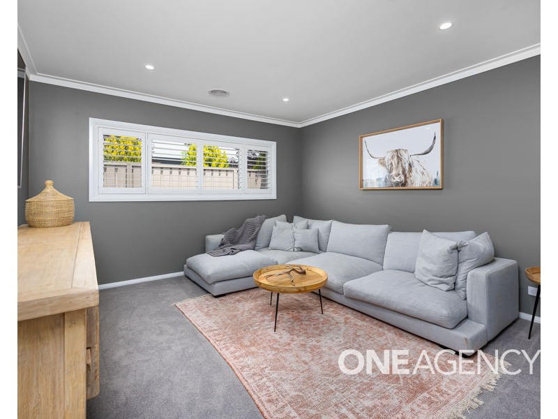 15 WATERHOUSE AVENUE, Lloyd NSW 2650