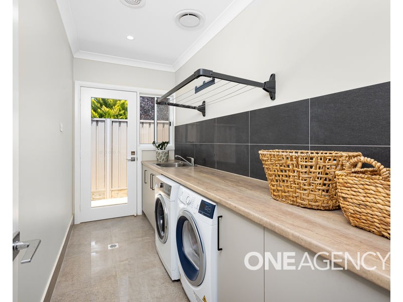 15 WATERHOUSE AVENUE, Lloyd NSW 2650