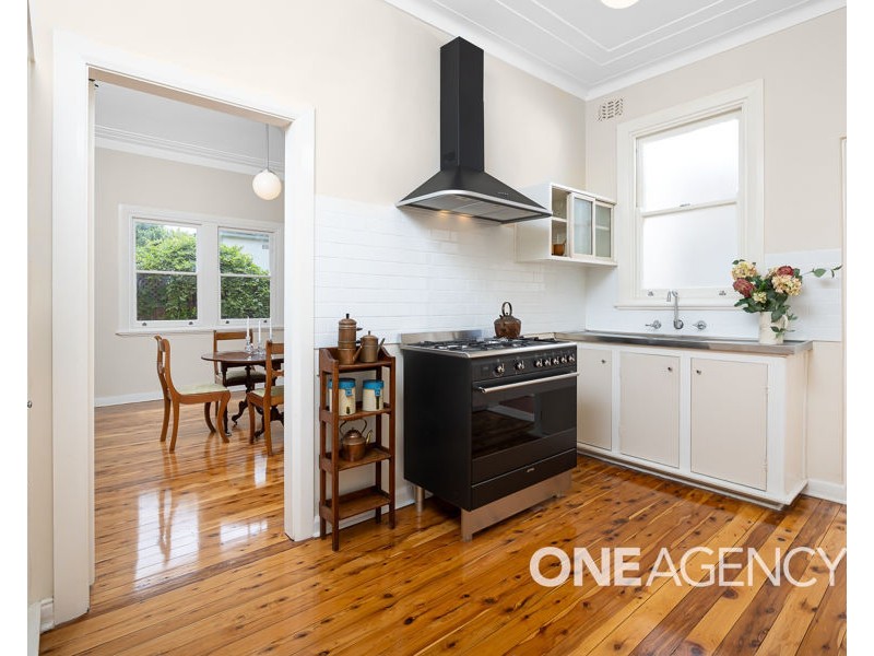 6 JACKSON STREET, Wagga Wagga NSW 2650