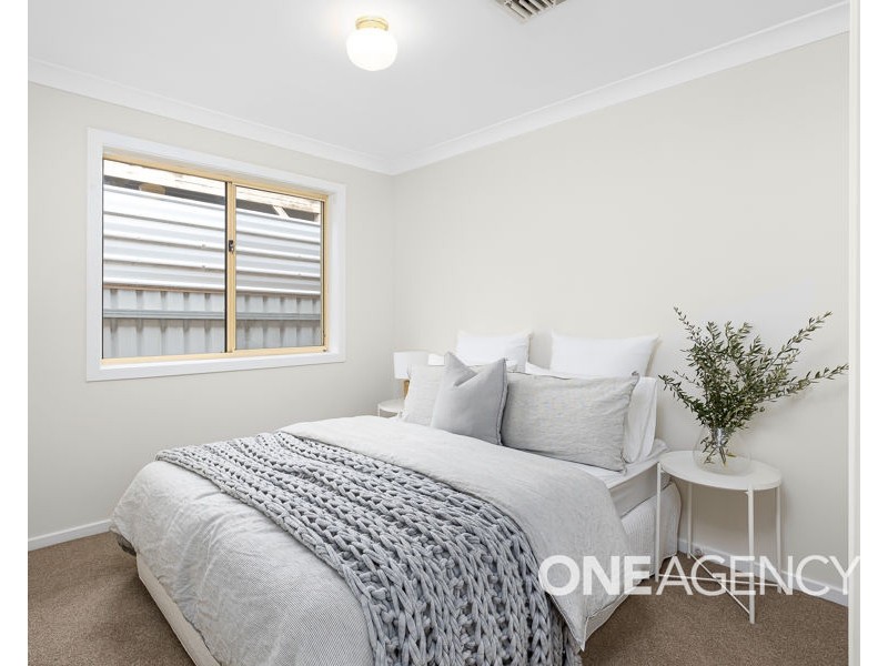 10 TRUSCOTT DRIVE, Ashmont NSW 2650