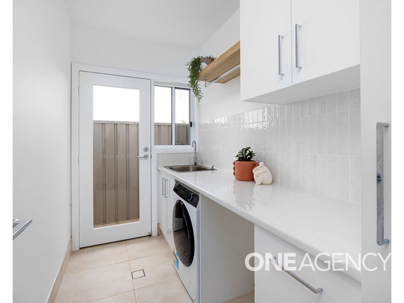 138 VALENCIA DRIVE, Gobbagombalin NSW 2650