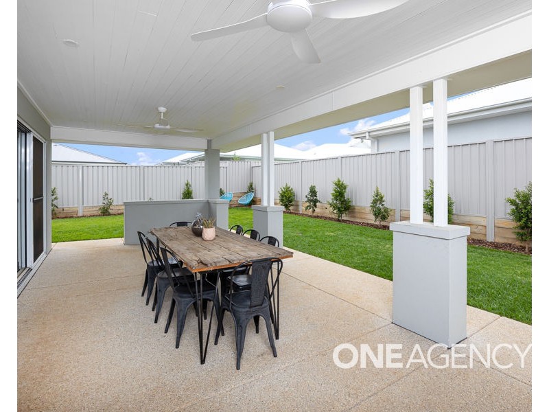 138 VALENCIA DRIVE, Gobbagombalin NSW 2650