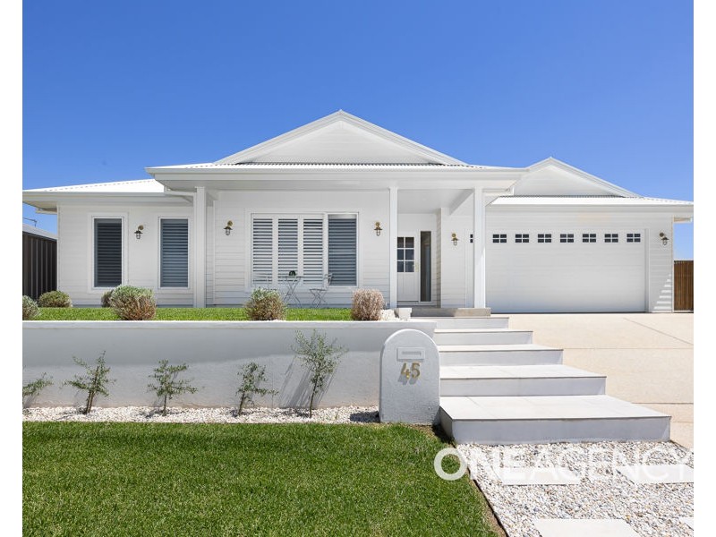 45 JUMBUCK DRIVE, Gobbagombalin NSW 2650