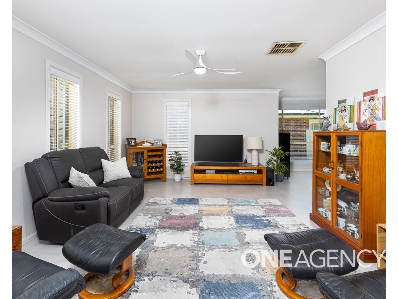1/29 LANSDOWNE AVENUE, Lake Albert NSW 2650