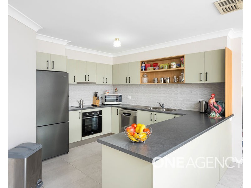 1/29 LANSDOWNE AVENUE, Lake Albert NSW 2650