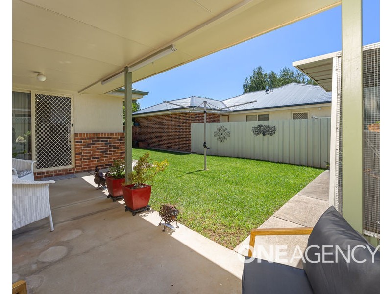 1/29 LANSDOWNE AVENUE, Lake Albert NSW 2650