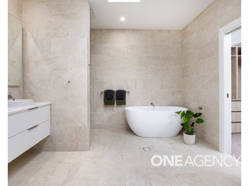 31 ANDREWS AVENUE, Kooringal NSW 2650