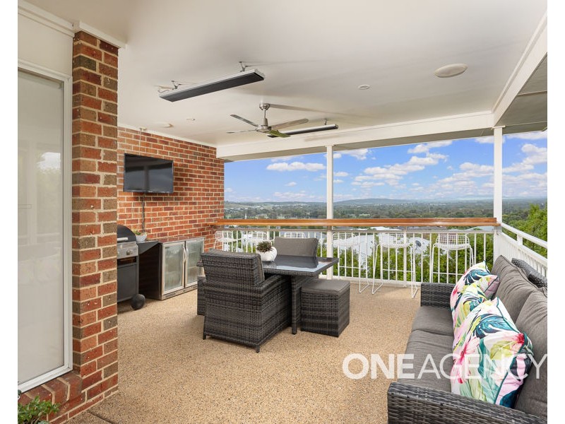 102 BROOKLYN DRIVE, Bourkelands NSW 2650