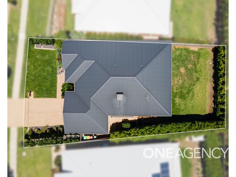 102 BROOKLYN DRIVE, Bourkelands NSW 2650