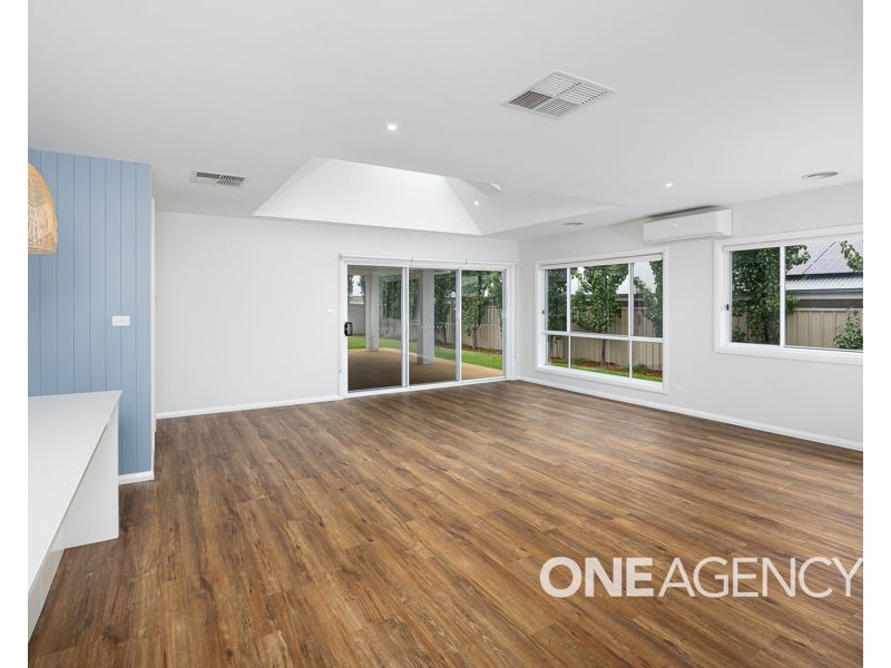 3 QUILL AVENUE, Boorooma NSW 2650