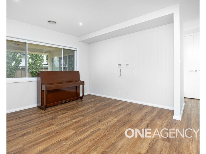 3 QUILL AVENUE, Boorooma NSW 2650