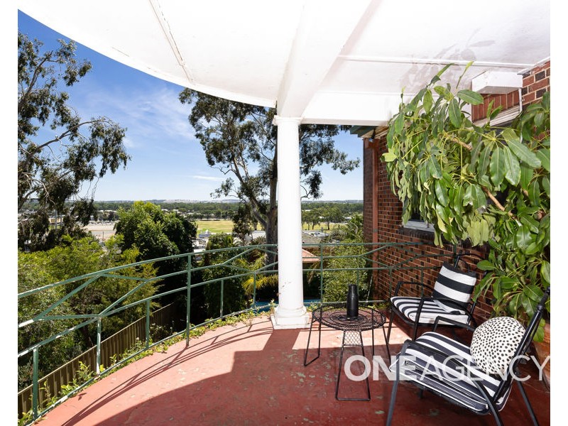 7 BEAUTY POINT AVENUE, Turvey Park NSW 2650