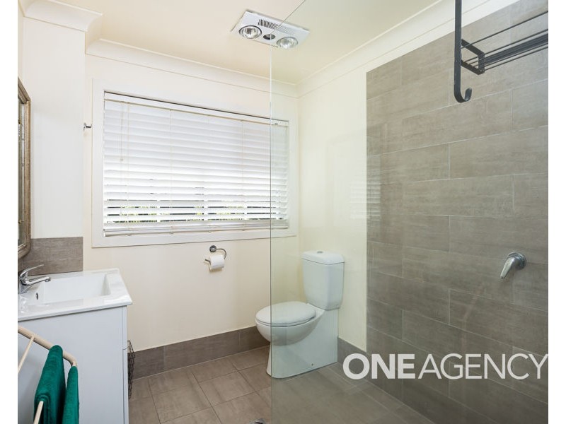 5 BELLEVUE PARADE, Kooringal NSW 2650
