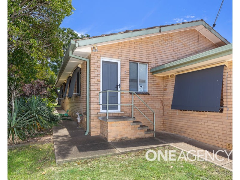 2/22 CARMODY STREET, Kooringal NSW 2650