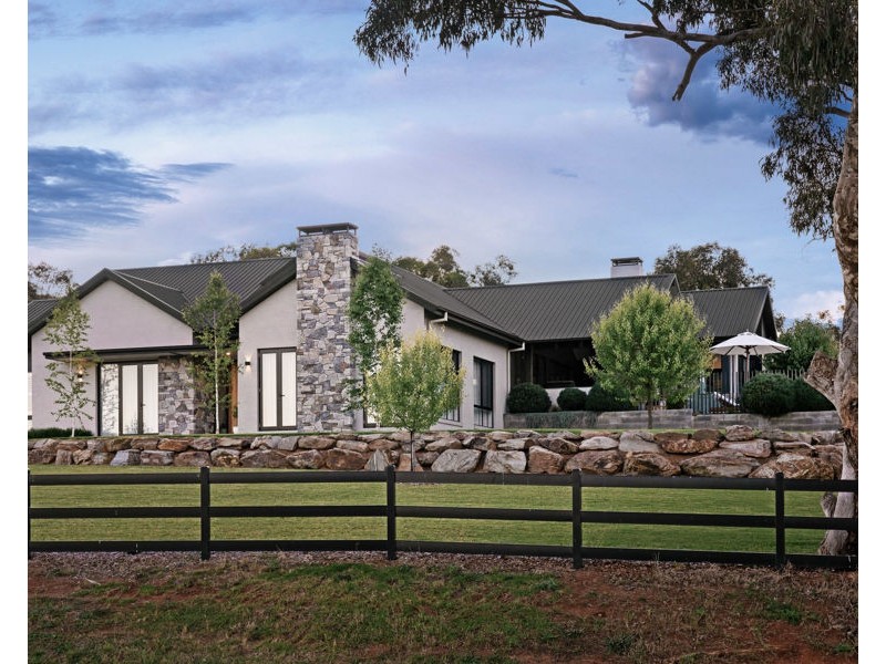 28 MATILDA CRESCENT, Gumly Gumly NSW 2652