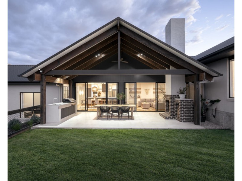 28 MATILDA CRESCENT, Gumly Gumly NSW 2652