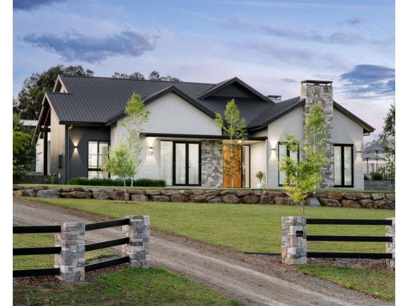 28 MATILDA CRESCENT, Gumly Gumly NSW 2652