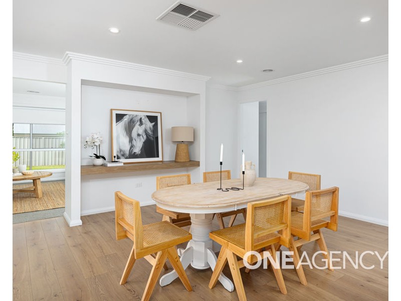 11 WIVEON STREET, Gobbagombalin NSW 2650