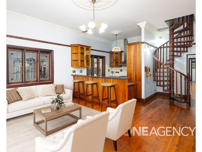 196 EDWARD STREET, Wagga Wagga NSW 2650
